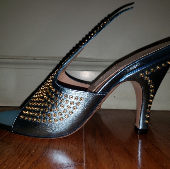 Gucci Exaggerated Point Rhinestone Mules - Picture 15 of 16